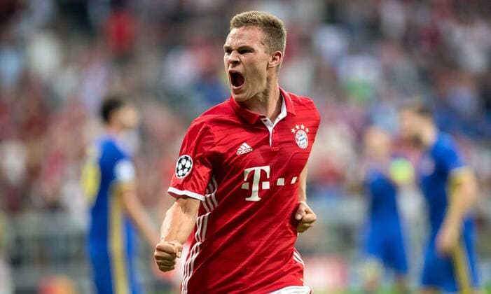 13. September 2016: Muenchen, Allianz Arena: Fussball UEFA Champions League: FC Bayern Muenchen - FK Rostow: Muenchens Joshua Kimmich jubelt ueber seinen Treffer zum 4:0.