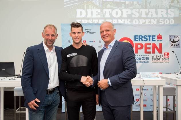 TENNIS - ATP Tennis Herren Erste Bank Open 2016 VIENNA,AUSTRIA,14.SEP.16 - TENNIS - ATP World Tour, Erste Bank Open, press conference PK Pressekonferenz Image shows Thomas Muster, Dominic Thiem (AUT) and organiser Herwig Straka (emotion). GEPAxpictures xM.xHoermandinger