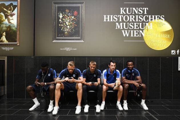 Genk s Wilfried Onyinye Ndidi, Genk s goalkeeper Marco Bizot, Genk s Timothy Castagne, Genk s physical trainer Peter Catteeuw and Genk s Bennard Kumordzi pictured after the arrival of Belgian first league soccer team Racing Genk in Vienna, Austria, Wednesday 14 September 2016. Tomorrow Genk is playing the first game of the group stage of the Europa League competition against Austrian club Rapid Wien, in the group F. YORICKxJANSENS  x04931091x