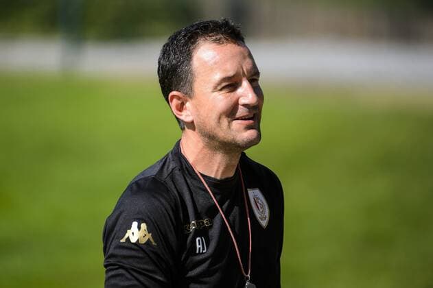 Standard s head coach Aleksandar Jankovic pictured during a training session of Belgian first league soccer team Standard de Liege in Liege, Wednesday 14 September 2016. Tomorrow Standard is playing the first game of the group stage of the Europa League competition against Spanish club Celta de Vigo, in the group G. NICOLASxLAMBERT  x04931174x