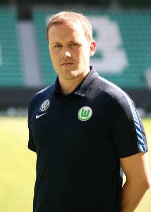 Olaf Rebbe Leiter Einzelbild Hochformat Sport Fußball Fussball GER 1.BL Porträttermin 2016 2017 VfL Wolfsburg 14.09.2016