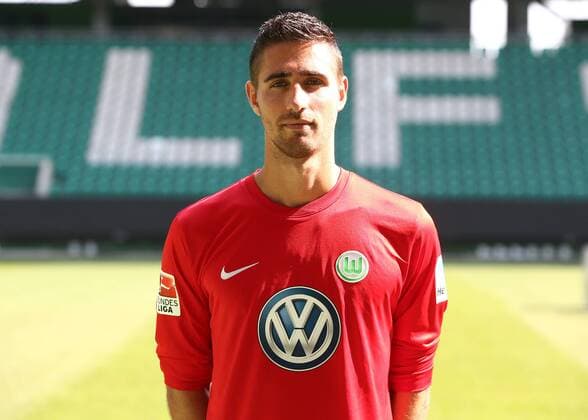 Koen Casteels (28) Torwart Einzelbild Querformat Fußball Fussball GER 1.BL Porträttermin 2016 2017 VfL Wolfsburg 14.09.2016