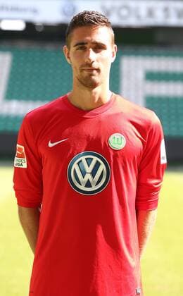 Koen Casteels (28) Torwart Einzelbild Hochformat Fußball Fussball GER 1.BL Porträttermin 2016 2017 VfL Wolfsburg 14.09.2016