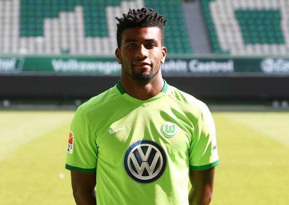Carlos Ascues (6) Einzelbild Querformat Fußball Fussball GER 1.BL Porträttermin 2016 2017 VfL Wolfsburg 14.09.2016