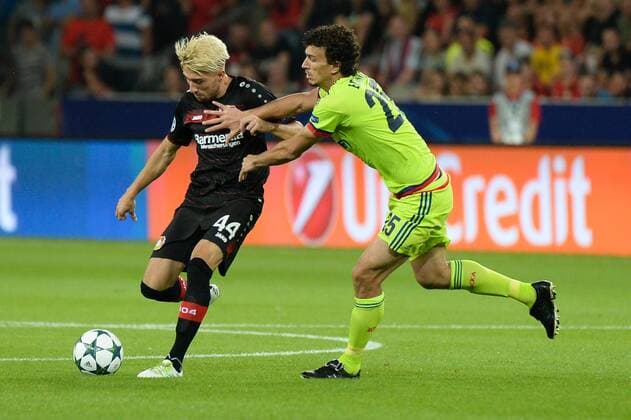 Kevin Kampl (Bayer Leverkusen) gegen Roman Eremenko (ZSKA Moskau) Leverkusen, Deutschland, 14.09.2016 - Fussball, Championsleague, Bayer Leverkusen - ZSKA Moskau, Fussball, Championsleague, Bayer Leverkusen - ZSKA Moskau, xklx