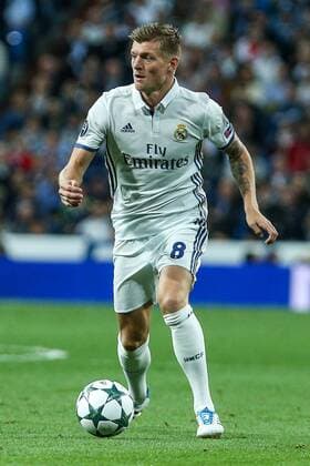Fußball, CL, Real Madrid - Sporting Lissabon Real Madrid s Toni Kroos during the match of Champions League group 6 round 1, between Real Madrid an Sporting Clube de Portugal at Santiago Bernabeu Stadium in Madrid September 14, 2016.  (20160914032)