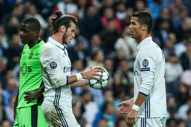 Fußball, CL, Real Madrid - Sporting Lissabon Real Madrid s Garet Bale Cristiano Ronaldo during the match of Champions League group 6 round 1, between Real Madrid an Sporting Clube de Portugal at Santiago Bernabeu Stadium in Madrid September 14, 2016.  (20160914054)