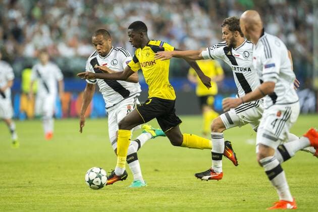 Fußball, CL, Legia Warschau - Borussia Dortmund CL 2016 17 Legia vs Borussia Champions League group stage - Legia Warszawa vs. Borussia Dortmund on September 14, 2016 in Warsaw, Poland. In the picture: vadis Odjidja, Ousmane Dembele, Lukasz Broz  EN_01224542_0173