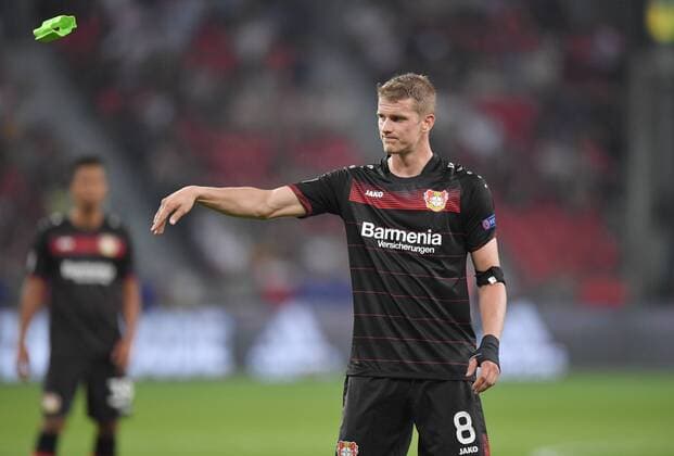 14.09.2016, Fussball Champions League 2016 17, Vorrunde, 1. Spieltag, Bayer 04 Leverkusen - ZSKA Moskau 2:2, Lars Bender (Bayer 04 Leverkusen) scheidet verletzt aus