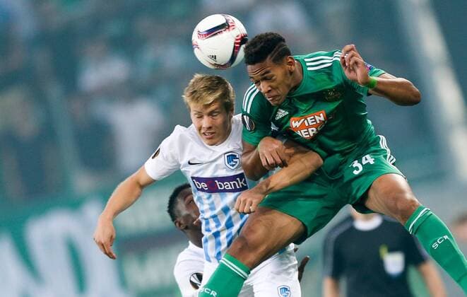 SOCCER - EL, Rapid vs Genk VIENNA,AUSTRIA,15.SEP.16 - SOCCER - UEFA Europa League, group stage, SK Rapid Wien vs KRC Genk. Image shows Jere Uronen (Genk) and Joelinton Cassio Apolinario de Lira (Rapid). Keywords: Wien Energie. GEPAxpictures xPhilippxBrem