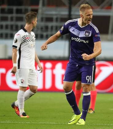 Anderlecht s Lukasz Teodorczyk celebrates after scoring during a soccer game between Belgian team RSC Anderlecht and Azerbaidjan club Gabala FK, Thursday 15 September 2016 in Brussels, the first game of the group stage of the Europa League competition in group C. VIRGINIExLEFOUR  x04932529x
