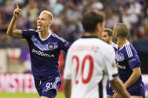 Anderlecht s Lukasz Teodorczyk celebrates after scoring during a soccer game between Belgian team RSC Anderlecht and Azerbaidjan club Gabala FK, Thursday 15 September 2016 in Brussels, the first game of the group stage of the Europa League competition in group C. LAURIExDIEFFEMBACQ  x04932536x