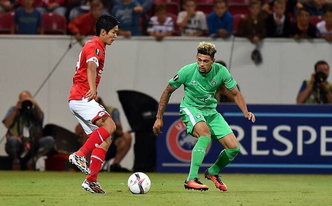 15.09.2016, xfux, Fussball Europa League, FSV Mainz 05 - AS St.Etienne, emspor, v.l. Yoshinori Muto (FSV Mainz 05), Kevon Malcuit (AS Saint-Etienne) Mainz