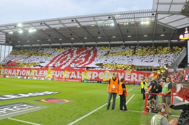 15.09.2016, xtkx, Fussball UEFA Europa League, FSV Mainz 05 - AS St.Etienne, emspor , v.l. Choreo Mainz 05 Fans, Mainz