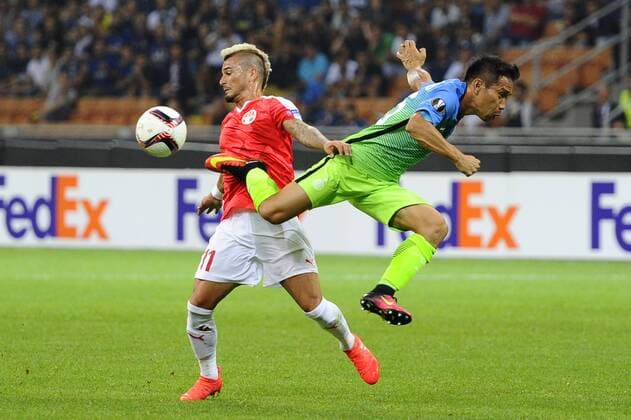 Yuto Nagatomo Inter, Maor Buzaglo Hapoel Milano 15-09-2016 Stadio Giuseppe Meazza - Football Calcio Europa League Inter - Hapoel Be er Sheva. giuseppexceleste