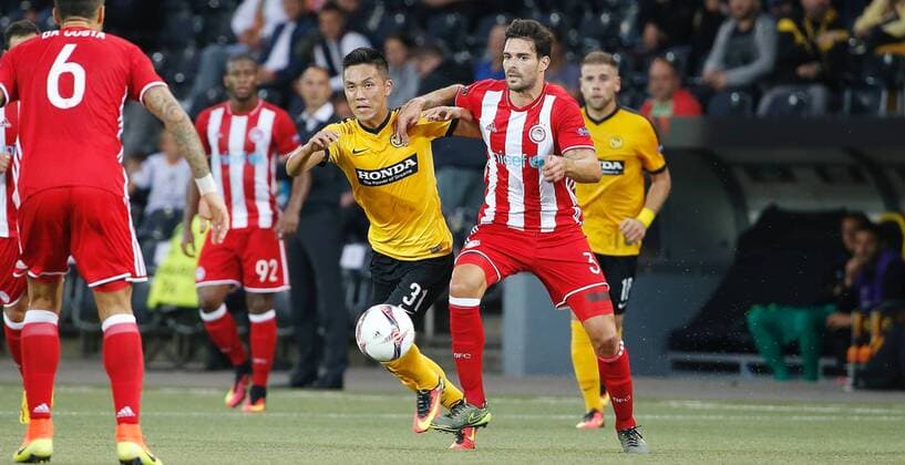 15.09.2016 Stade de Suisse Bern , SCHWEIZ , Saison 2016 2017 Herren Fussball UEFA Europa League Gruppenphase BSC Young Boys Bern - Olympiakos Piräus Yuya Kubo (li,Young Boys) gegen Alberto Botia (Piräus) 