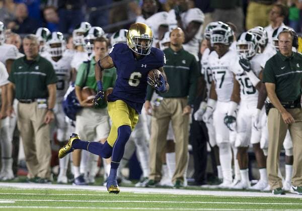 September 17, 2016: Notre Dame wide receiver Equanimeous St. Brown (6) runs with the ball during NCAA College League USA football game action between the Michigan State Spartans and the Notre Dame Fighting Irish at Notre Dame Stadium in South Bend, Indiana. Michigan State defeated Notre Dame 36-28. CSM. NCAA Football 2016: Michigan State vs Notre Dame SEP 17 - ZUMAc04_