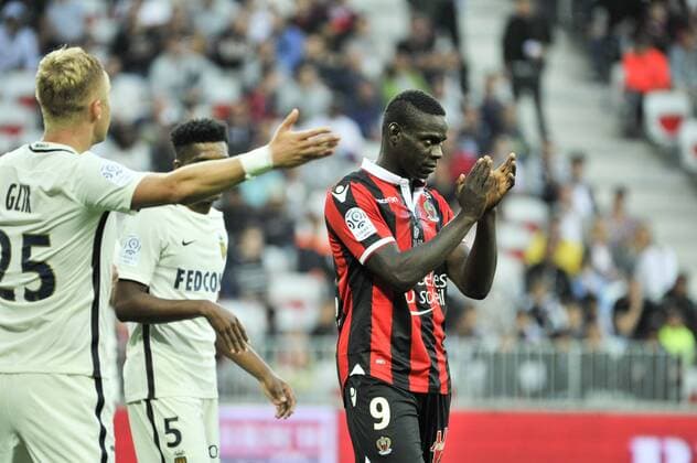 Fußball, OGC Nizza - AS Monaco Mario Balotelli (ogcnice) - Fussball Frankreich, Ligue 1, OGC Nice vs. AS Monaco - 21 09 2016 NORBERTSCANELLA PANORAMIC 