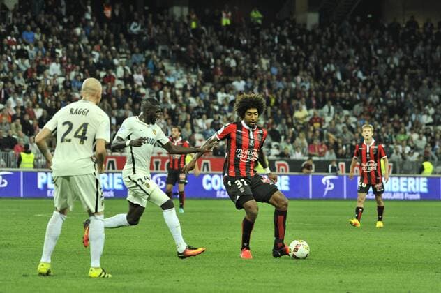 Fußball, OGC Nizza - AS Monaco dante (ogcnice) - Fussball Frankreich, Ligue 1, OGC Nice vs. AS Monaco - 21 09 2016 NORBERTSCANELLA PANORAMIC 
