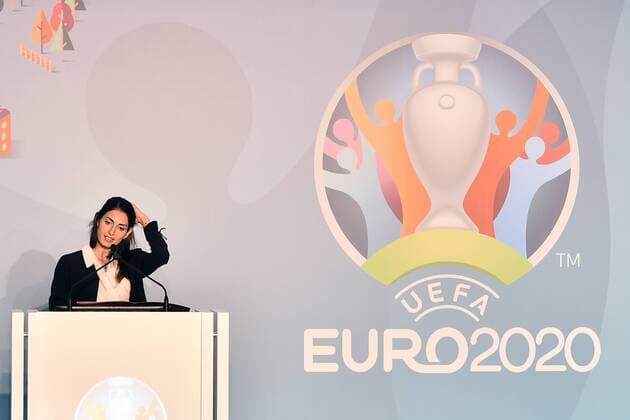 Fußball, UEFA präsentiert Logo der EURO 2020 in Rom Rome s Major Virginia Raggi. Roma 22-09-2016 Foro Italico Logo Roma2020 european football championships unveiled andreaxstaccioli