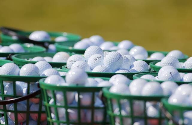 SEP 23, 2016: Buckets of practice balls on the practice range during the second round of the Tour Championship at the East Lake Golf Club in Atlanta, GA. (Photo by David J. Griffin Icon Sportswire) GOLF: SEP 23 PGA Golf Herren - TOUR Championship by Coca-Cola - Second Round Icon953160923039 EDITORIAL USE ONLY