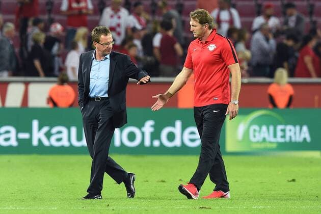 Bilder des Tages - Sport Fußball 1. Bundesliga 5. Spieltag 1. FC Köln - RB Leipzig am 25.09.2016 im RheinEnergieStadion in Köln Ralf Rangnick ( Sportdirektor Leipzig ), links - Ralph Hasenhüttl ( Trainer Leipzig ), rechts xRx