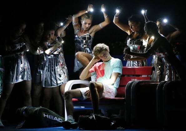 Themen der Woche - SPORT Bilder des Tages - SPORT ST PETERSBURG, RUSSIA - SEPTEMBER 25, 2016: Alexander Zverev of Germany pictured during the award ceremony at the 2016 St. Petersburg Open international tennis tournament. Alexander Zverev has won the the men s singles final against Switzerland s Stanislas Stan Wawrinka. Peter Kovalev TASS  TS03268F