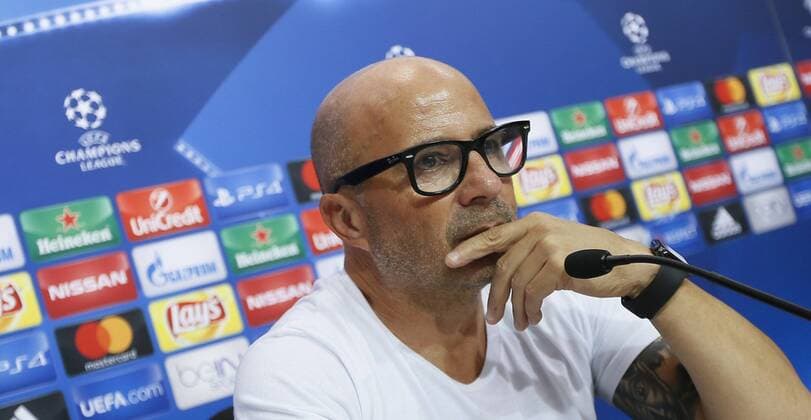 Sevilla s head coach, Argentinian Jorge Sampaoli, offers a press conference PK Pressekonferenz after a trainning session, in Sevilla, southern Spain, 26 September 2016. Sevilla plays his second Group H UEFA Champions League match, against Olympique Lyon at Ramon Sanchez Pizjuan Stadium next 27 September. Sampaoli s press conference !ACHTUNG: NUR REDAKTIONELLE NUTZUNG!  20160926-636104987046791766