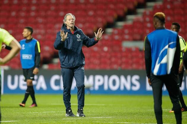 Club s head coach Michel Preud homme pictured during a training session of Belgian first division soccer team Club Brugge KV in Copenhagen, Monday 26 September 2016. Brugge is preparing for the second game in the UEFA Champions League group stage competition, in the group G, against Danish club Kopenhagen tomorrow. BRUNOxFAHY  x04941323x