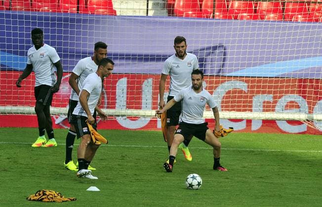 Olympique Lyon training session at Pizjuan stadium before Champions League match against Sevilla. xKIKOxHURTADOx 