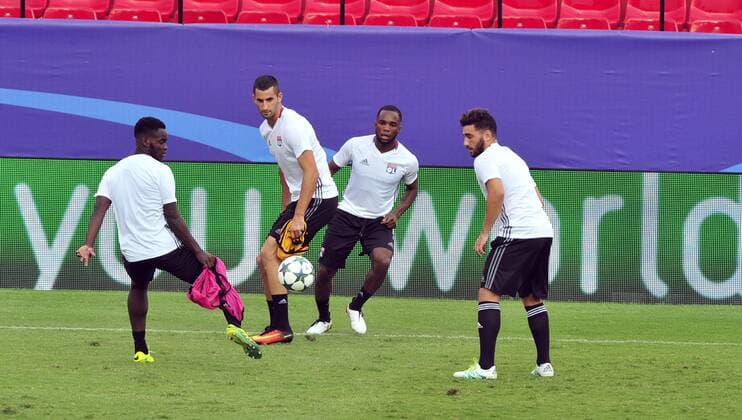 Olympique Lyon training session at Pizjuan stadium before Champions League match against Sevilla. xKIKOxHURTADOx 