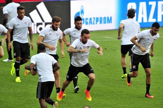 Olympique Lyon training session at Pizjuan stadium before Champions League match against Sevilla. xKIKOxHURTADOx 