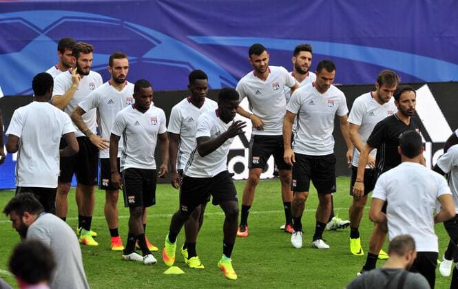 Olympique Lyon training session at Pizjuan stadium before Champions League match against Sevilla. xKIKOxHURTADOx 