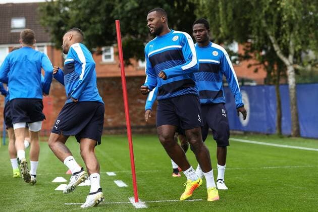 26.09.2016, Trainingsground, Leicester, ENG, UEFA CL, Leicester City, Training, im Bild Wes Morgan of Leicester City (centre) turns Wes Morgan of Leicester City (centre) turns during Trainingssession before the UEFA Championsleague Group G Match between Leicester City and FC Porto at the Trainingsground in Leicester, Great Britain on 2016 09 26. Leicester  EP_fil  