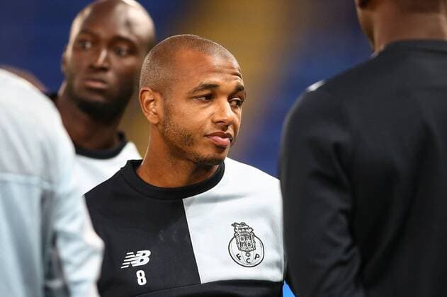 26.09.2016, King Power Stadium, Leicester, ENG, UEFA CL, FC Porto, Training, Gruppe G, im Bild Yacine Brahimi of FC Porto Yacine Brahimi of FC Porto during Trainingssession before the UEFA Championsleague Group G Match between Leicester City and FC Porto at the King Power Stadium in Leicester, Great Britain on 2016 09 26. Leicester  EP_fil  