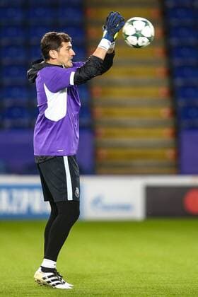 26.09.2016, King Power Stadium, Leicester, ENG, UEFA CL, FC Porto, Training, Gruppe G, im Bild Iker Casillas of FC Porto Iker Casillas of FC Porto during Trainingssession before the UEFA Championsleague Group G Match between Leicester City and FC Porto at the King Power Stadium in Leicester, Great Britain on 2016 09 26. Leicester  EP_fil  