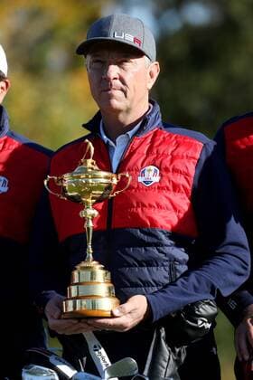 GOLF - Ryder Cup 2016 CHASKA,MINNESOTA,USA,27.SEP.16 - GOLF - Ryder Cup, Hazeltine National Golf Club. Image shows captain Davis Love III (USA). GEPAxpictures xDanielxGoetzhaber