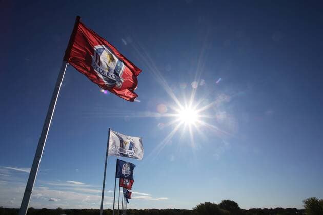 GOLF - Ryder Cup 2016 CHASKA,MINNESOTA,USA,27.SEP.16 - GOLF - Ryder Cup, Hazeltine National Golf Club. Image shows flags. GEPAxpictures xDanielxGoetzhaber