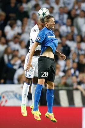 Kobenhavn s Mathias Jorgensen and Club s Hans Vanaken fight for the ball during a soccer game between Danish club F.C. Kobenhavn and Belgian team Club Brugge KV in Copenhagen, Denmark, Tuesday 27 September 2016, the second game in the group stage of the UEFA Champions League competition, in group G. BRUNOxFAHY  x04941928x