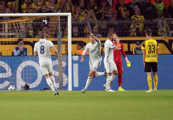 27.09.2016, xovx, Fussball UEFA Champions League, Borussia Dortmund - Real Madrid, emspor emonline, Christiano Ronaldo (Real Madrid) mit dem Tor zum 0:1, Aktion. Dortmund