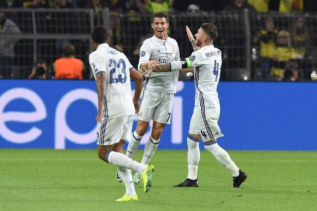 Fußball Champions League Gruppenphase 2. Spieltag Borussia Dortmund - Real Madrid am 27.09.2016 im Signal Iduna Park in Dortmund Torjubel zum 0:1 durch Cristiano Ronaldo ( Madrid ) xRx
