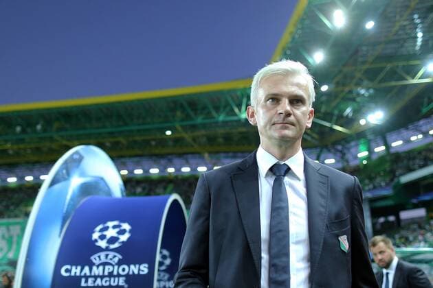 Lissabon, Portugal - Fussball, Champions League, Sporting Lissabon vs. Legia Warschau: JACEK MAGIERA - HEAD COACH LEGIA WARSZAWA  20160927CSLG0011