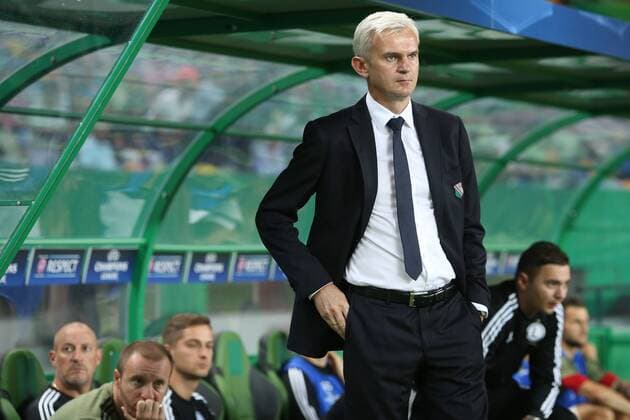Lissabon, Portugal - Fussball, Champions League, Sporting Lissabon vs. Legia Warschau: JACEK MAGIERA - HEAD COACH LEGIA WARSZAWA  20160927CSLG0024
