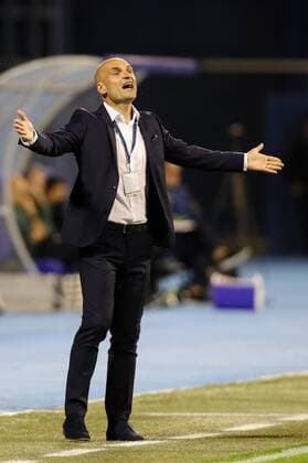 SOCCER - CL, Zagreb vs Juventus ZAGREB,CROATIA,27.SEP.16 - SOCCER - UEFA Champions League, group stage, GNK Dinamo Zagreb vs Juventus Turin. Image shows head coach Zeljko Sopic (Zagreb). GEPAxpictures xMaticxKlansek