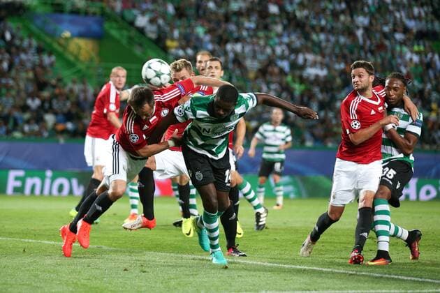 Lissabon, Portugal - Fussball, Champions League, Sporting Lissabon vs. Legia Warschau: MIROSLAV RADOVIC WILLIAM CARVALHO BARTOSZ BERESZYNSKI RUBEN SEMEDO  160927PYK0119