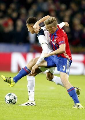 MOSCOW, RUSSIA - SEPTEMBER 27, 2016: CSKA Moscow s Pontus Wernbloom (front) and Tottenham Hotspur s Dele Alli struggle for the ball in their 2016 17 UEFA Champions League Group Stage football match at the Arena CSKA stadium. CSKA Moscow won the game 3:2. Mikhail Japaridze TASS  TS032980