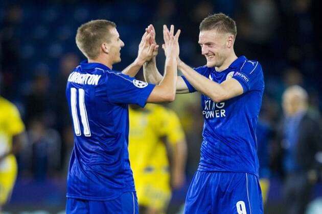 27.09.2016. King Power Stadium, Leicester, England. UEFA Champions League Football. Leicester City versus FC Porto. Jamie Vardy and Marc Albrighton of Leicester City congratulate each other after the final whistle. xGrahamxWilsonx  ActionPlus11793925