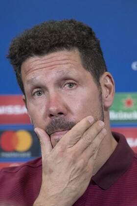 September 27, 2016 - Madrid, Spain - Manager Diego Simeone of Club Atletico de Madrid uring a press conference PK Pressekonferenz ahead of UEFA Champions League football match between Atletico Madrid and Bayern Munich at Vicente Calderon Stadium in Madrid, Spain on September 27, 2016. FC Bayern Muenchen Training Session and Press Conference  - ZUMAn230