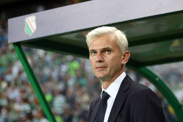 Fußball, CL, Sporting Lissabon - Legia Warschau September 27, 2016 - Lisbon, Portugal - Legia Warsaw s head coach Jacek Magiera during the UEFA Champions League group F football match between Sporting CP and Legia Warsaw at Alvalade stadium in Lisbon, on September 27, 2016. Photo: Sporting Clube de Portugal v Legia Warszawa - UEFA Champions League  - ZUMAn230