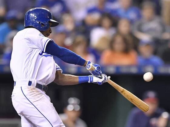 September 27, 2016 - Kansas City, MO, USA - The Kansas City Royals Jarrod Dyson connects on an RBI single in the fifth inning against the Minnesota Twins on Tuesday, Sept. 27, 2016, Kauffman Stadium in Kansas City, Mo. Minnesota at Kansas City - ZUMAm67_